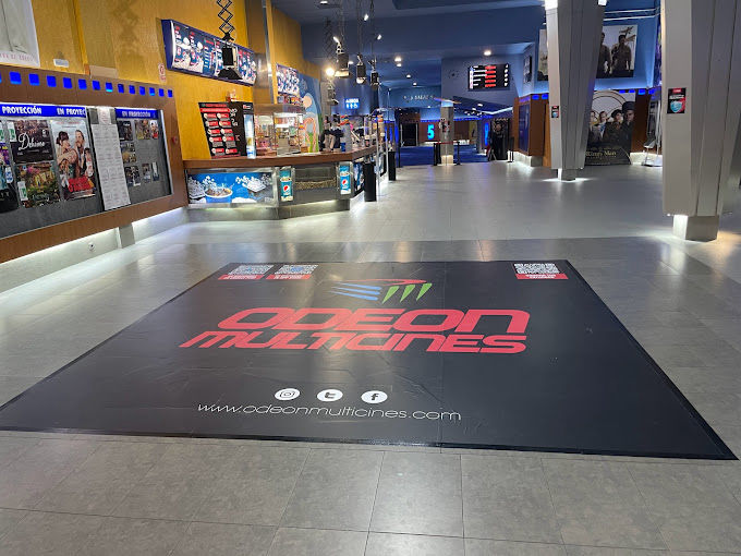 Hall Odeon Multicines mirador cuenca